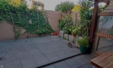 VENDO CHALET 4 AMBIENTES EN BARRIO SAN CARLOS