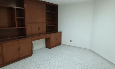 Planta baja para Oficinas y/o Consultorios en Renta en Colonia Artesanos