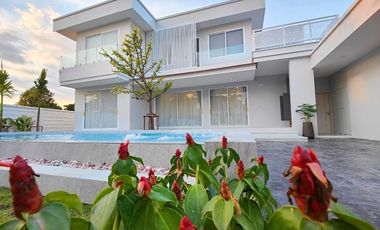 6 Bedroom Villa for sale in San Na Meng, Chiang Mai