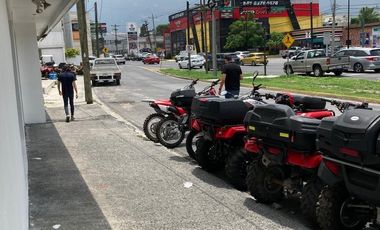 Local comercial en venta en Ave. Gómez Morín en San Pedro Garza García