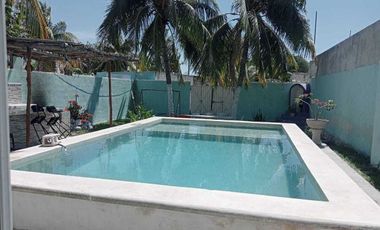 Casa de una planta y con piscina en Chuburná Puerto