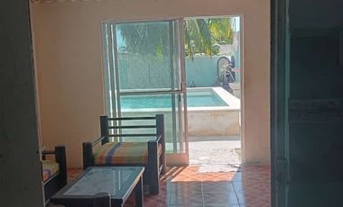 Casa de una planta y con piscina en Chuburná Puerto