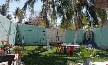 Casa de una planta y con piscina en Chuburná Puerto