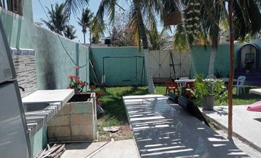Casa de una planta y con piscina en Chuburná Puerto