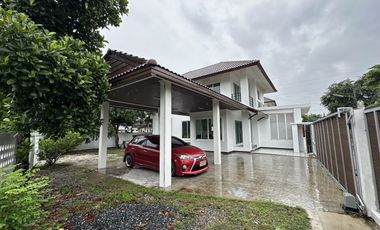 4 Bedroom house for SALE at Moo Baan Sintana