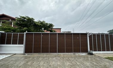 4 Bedroom house for SALE at Moo Baan Sintana