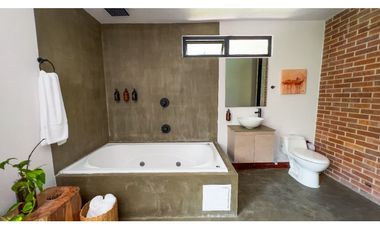 Casa para Arriendo Amoblado en el Poblado San Lucas