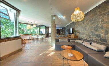 Casa para Arriendo Amoblado en el Poblado San Lucas