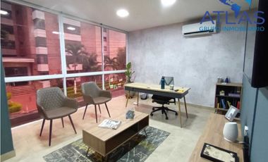SE ARRIENDA OFICINA AMOBLADA CABECERA BUCARAMANGA COD:522