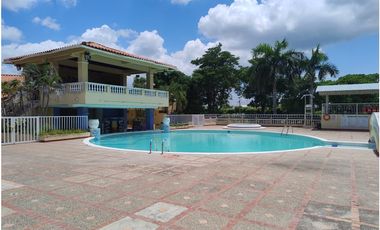Casa en el Poblado Campestre Santo (Riomar)