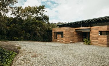 Se Vende Casa Finca en Envigado