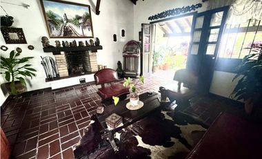 Venta Casa Independiente Poblado Aguacatala 2 por Eafit