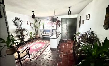 Venta Casa Independiente Poblado Aguacatala 2 por Eafit