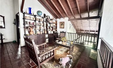 Venta Casa Independiente Poblado Aguacatala 2 por Eafit