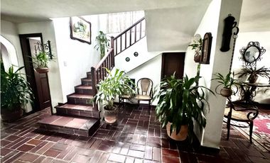 Venta Casa Independiente Poblado Aguacatala 2 por Eafit