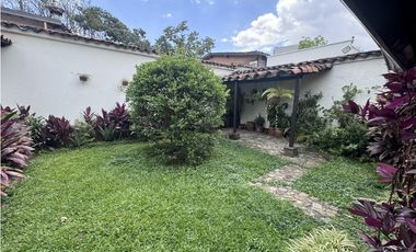 Venta Casa Independiente Poblado Aguacatala 2 por Eafit
