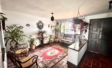 Venta Casa Independiente Poblado Aguacatala 2 por Eafit