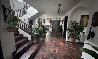 Venta Casa Independiente Poblado Aguacatala 2 por Eafit