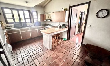 Venta Casa Independiente Poblado Aguacatala 2 por Eafit