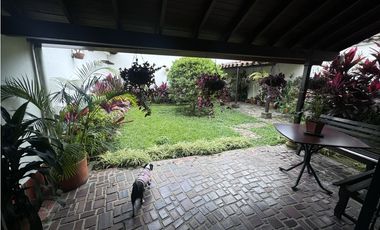 Venta Casa Independiente Poblado Aguacatala 2 por Eafit