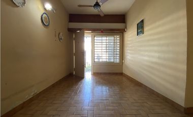 MÉXICO 6484, entre Roma e Islas Malvinas, Isidro Casanova