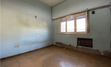 MÉXICO 6484, entre Roma e Islas Malvinas, Isidro Casanova