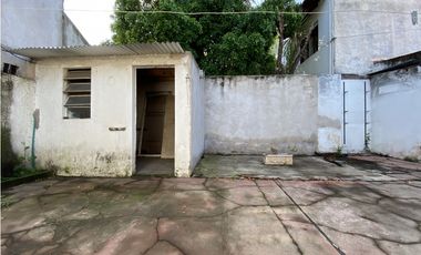 MÉXICO 6484, entre Roma e Islas Malvinas, Isidro Casanova