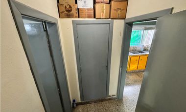 Venta casa centro paso del rey Apto cred hip