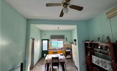 Venta casa centro paso del rey Apto cred hip