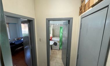 Venta casa centro paso del rey Apto cred hip