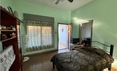 Venta casa centro paso del rey Apto cred hip