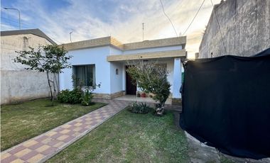 Venta casa centro paso del rey Apto cred hip