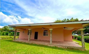 VENDO CASA EN SANTA CLARA