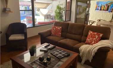 VENDO AMPLIA PROPIEDAD CON 2 CASAS EN PUNTA BARCO $725.000!!!