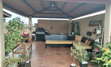 SEA CONFIABLE VENDE CASA EN BRISAS DEL GOLF, ARRAIJN