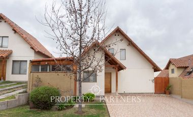 4 dormitorios con piscina, 360 m2 terreno Macul Alto/Camino de las Araucarias
