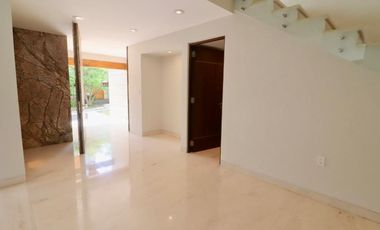 CASA EN VENTA EN CUMBRES DE MORELIA