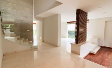 CASA EN VENTA EN CUMBRES DE MORELIA