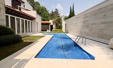 CASA EN VENTA EN CUMBRES DE MORELIA