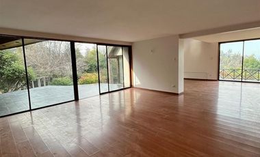 Casa en Arriendo en Lo Curro