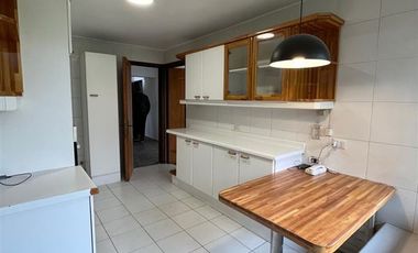 Casa en Arriendo en Lo Curro