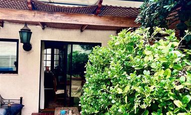 Casa en Venta en Calle EL MIRADOR // FRENTE AL COLEGIO MANQUEHUE