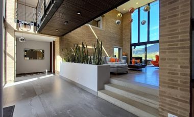 VENTA de CASAS en LA CALERA