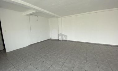 RENTA OFICINA COL. AVIACIÓN CIVIL, TERCER PISO, MUY CERCA AEROPUERTO CDMX TERINAL 2