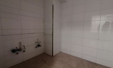 ESTUPENDO LOCAL COMERCIAL / APOQUINDO/ VECINAL