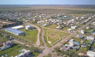 Terreno de 570 m2 en Venta Frente Sur (la mejor orientación) en Funes City
