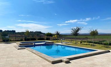Excelentes terrenos en el desarrollo Las Campanas