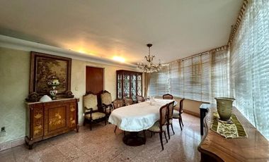 Casa en venta como terreno en San José Insurgentes