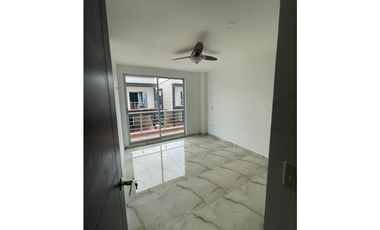 SE VENDE HERMOSA CASA DE DOS PLANTAS