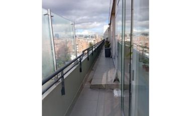 SE ARRIENDA  OFICINA EDIFICIO TORRE 104